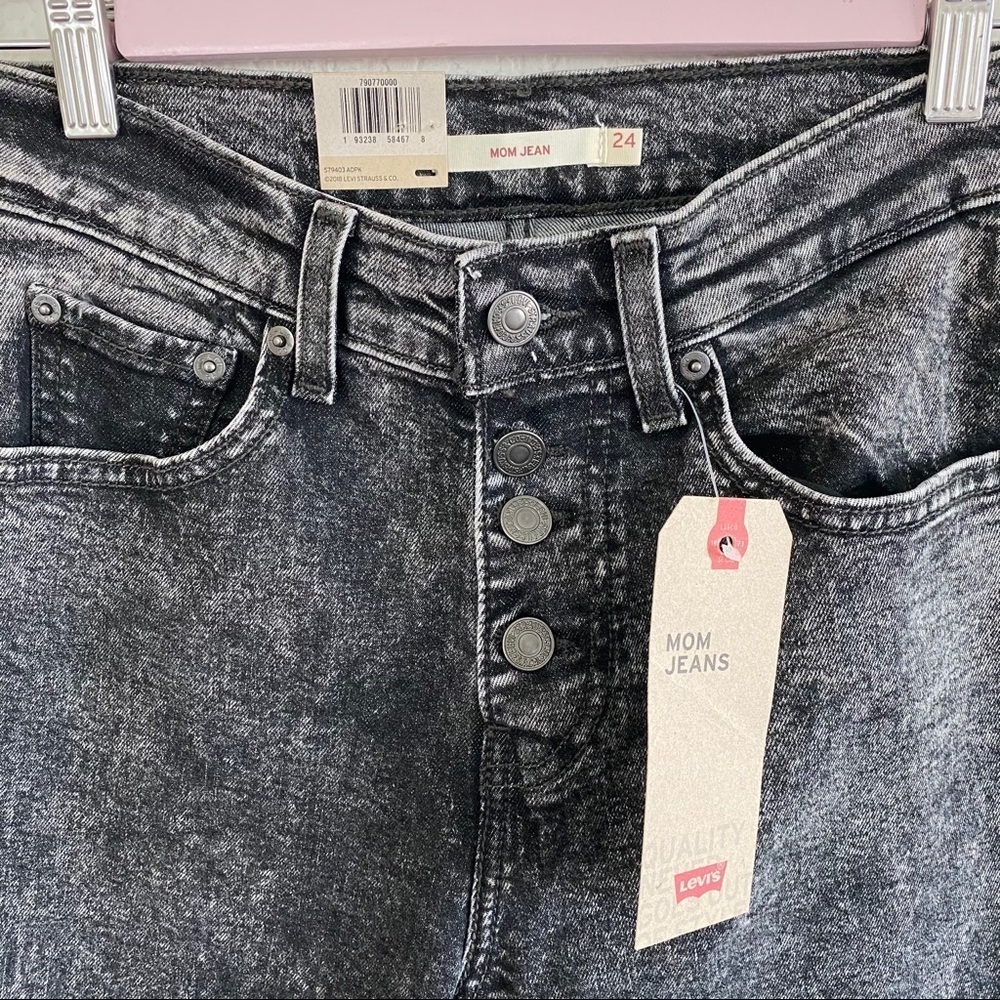 Levi’s Mom Jean Acid Wash Black Denim Jeans - Picture 8 of 10